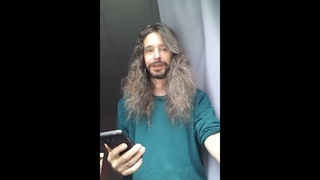 Длинноволосый 42-летний тенор мужчина-Получались Ми2 решил записать!