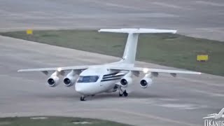 Ил-76 в миниатюре. Необычный самолет и фантастический закат. Больше не прилетит.