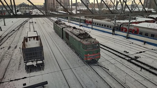 Электровоз ВЛ10-1209 на станции Новосибирск-Главный