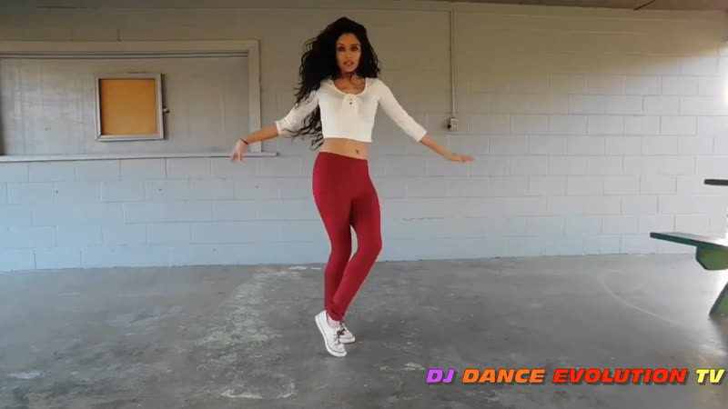 Martik C ft. Chick Flowerz Rhythm is a dancer
