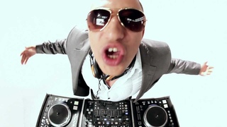 KOLA LOKA - El Cachito (Official Video HD)