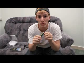 Corsair Flash Voyager USB Thumb Drive Unboxing & First Look Linus Tech Tips