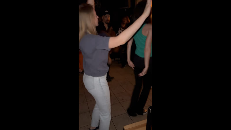 Видео от Beasties,