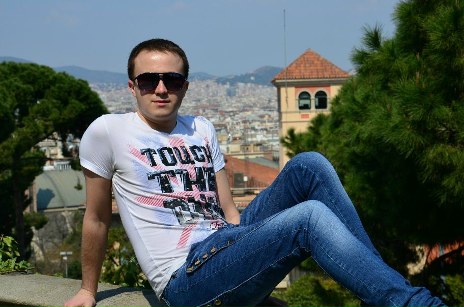 №100, Максим Конюшок №100, Максим Конюшок