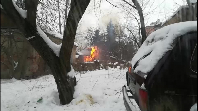 Пожар во дворе дома 69 по улице