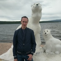 Олег Васильев