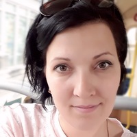 Анна Комарова