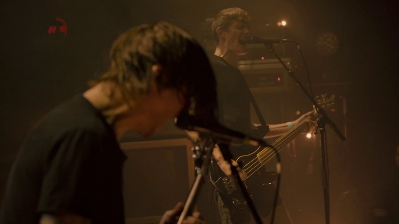 Birds In Row Love is Political , Triste Sire ( Live from
