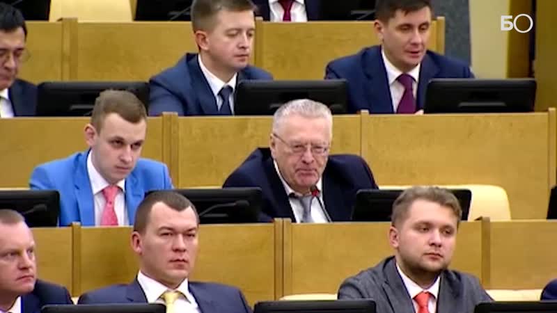 Жириновский предложил прятать алкоголь в магазинах за