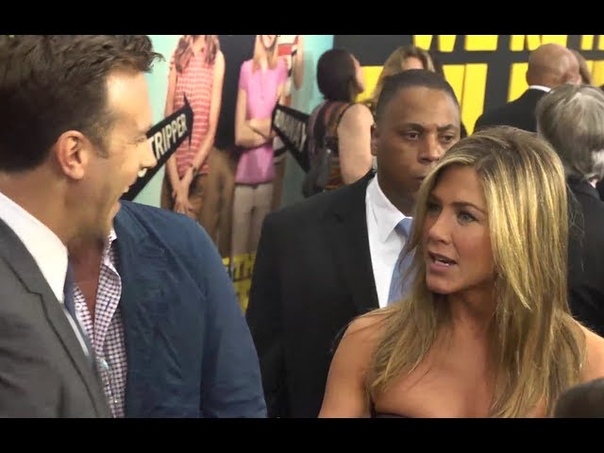 Were the Millers Premiere: Rapping, Stripping, and Feeling Up Jen