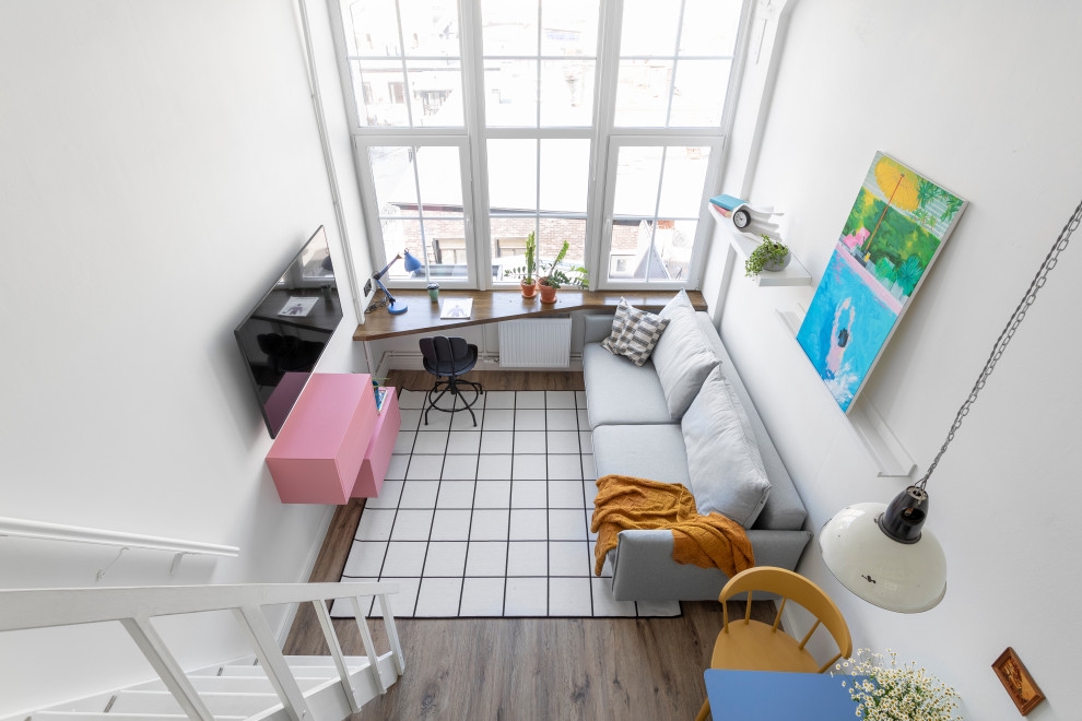 Маленькая двухуровневая квартира 19 кв.