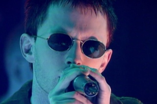 Radiohead - Street Spirit (Fade Out) | Live on Top Of The Pops 1996 (1080p, 60fps)