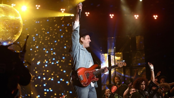 Arcade Fire Everything Now, The Ellen Show,