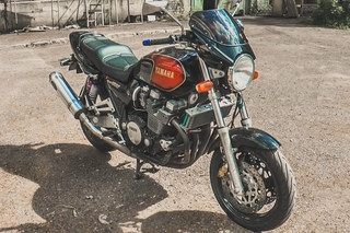 Жор масла, треск, стук?.. Это Норма! Тест драйв Yamaha XJR1200 #Докатились!