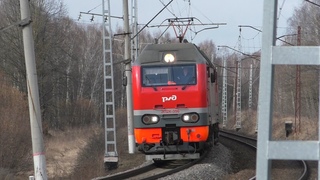 Электровоз ЭП2К-356 с пассажирским поездом №47 Москва - Балаково